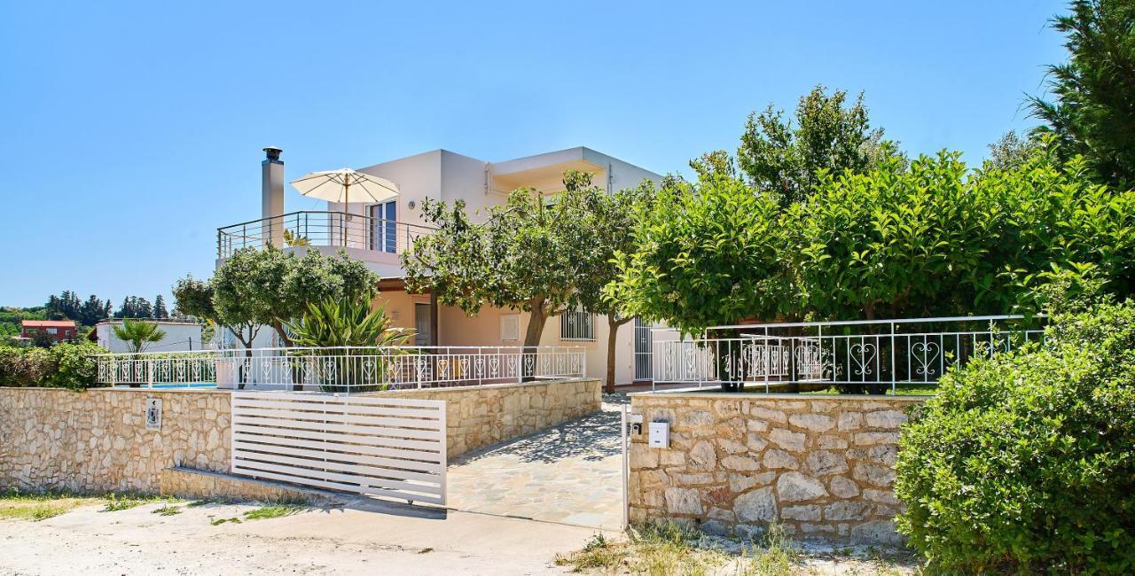 Villa Moma Palio Gerani Bagian luar foto