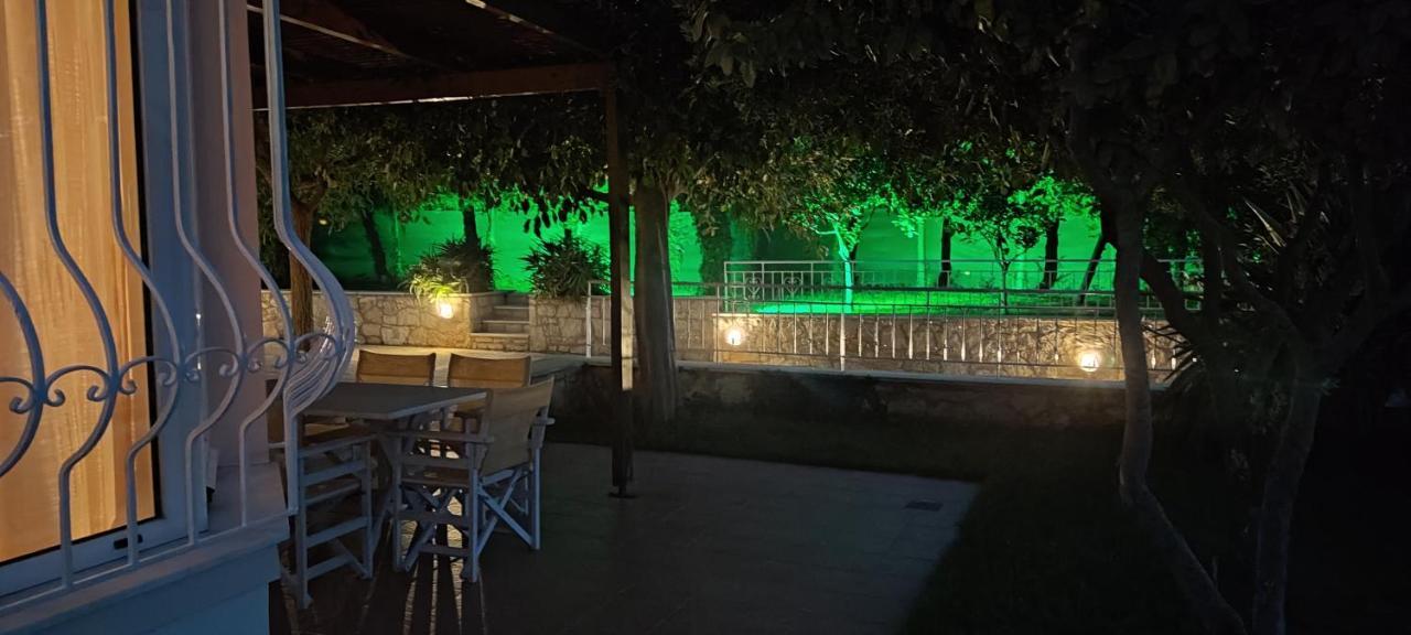 Villa Moma Palio Gerani Bagian luar foto