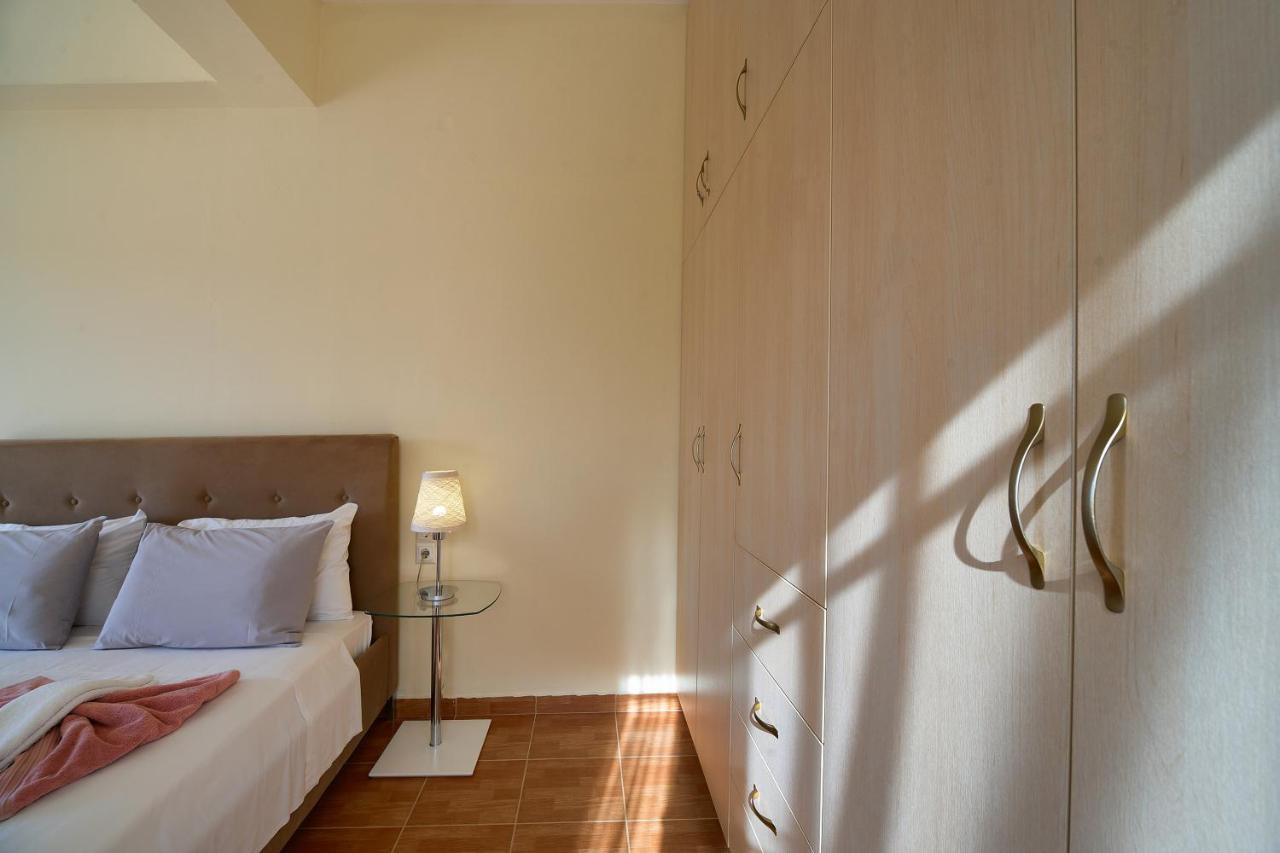 Villa Moma Palio Gerani Bagian luar foto