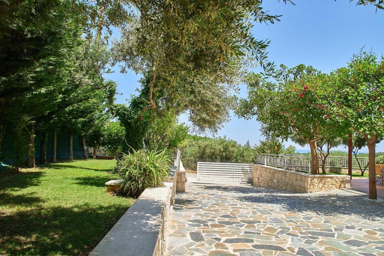 Villa Moma Palio Gerani Bagian luar foto
